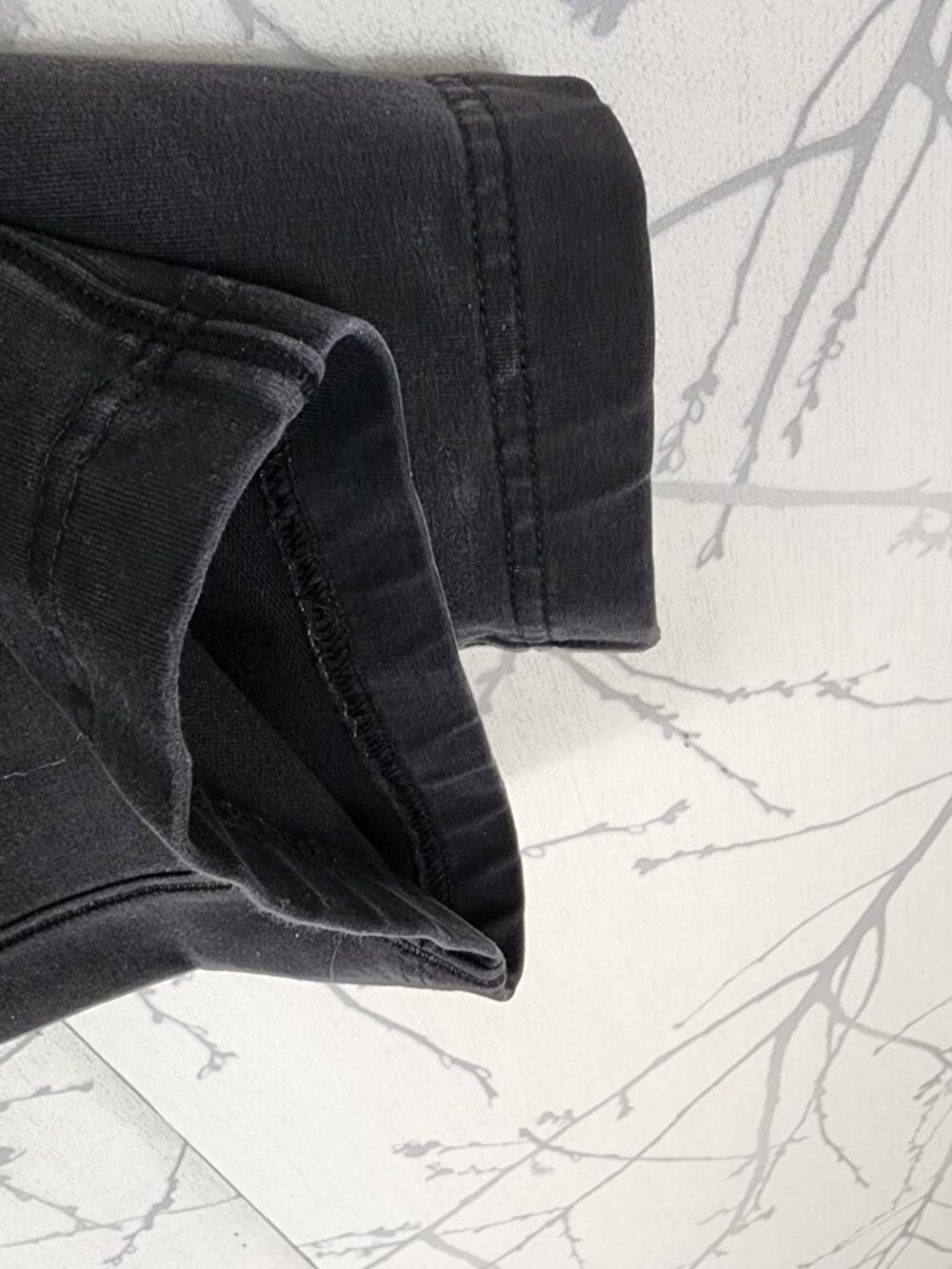Lululemon Brushed French Terry Cross Cut Pants Hemmed - Picture 5 of 6